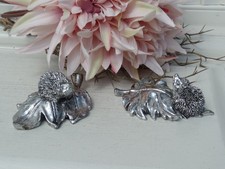 Dekofigur Igel auf Blatt 2