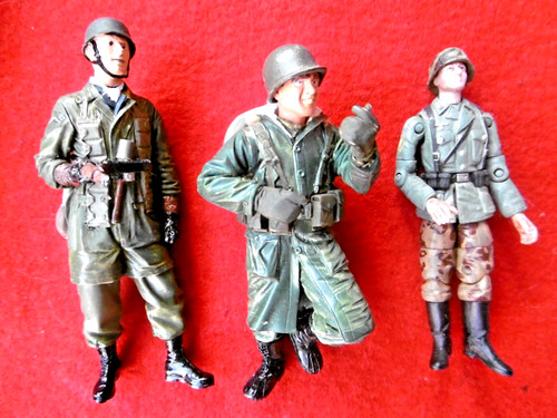 Konvolut kunststoff 3figuren - kunststoff,