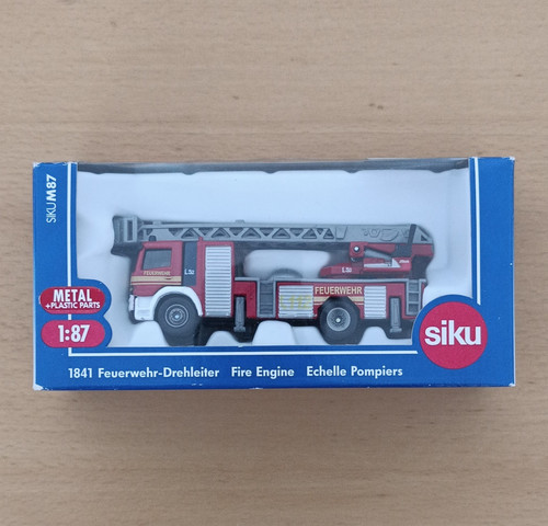 Siku 1841 feuerwehr - siku, feuerwehr-drehleiter