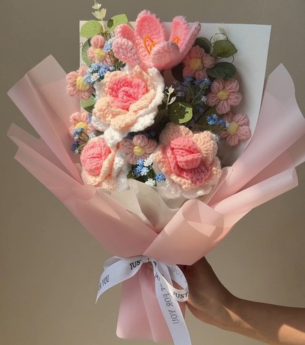 Gehäkelter blumenstrauß - gehäkelter,