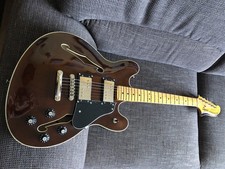 Squier by Fender Classic Vibe Starcaster Walnut, neuwertig