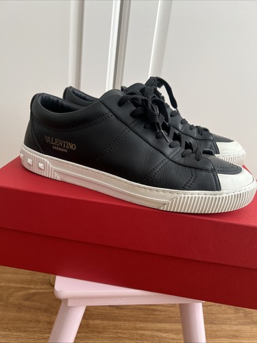Valentino garavani chucks - valentino,