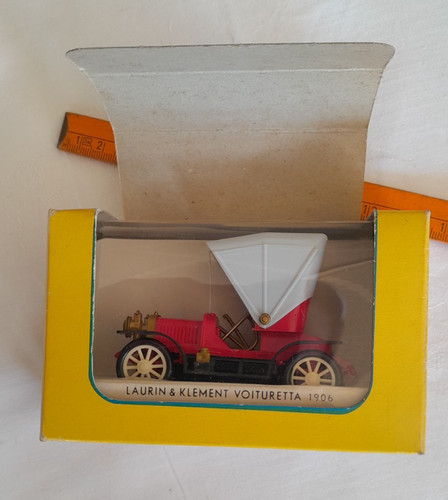Altes modellsauto - altes,
