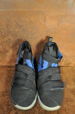 Nike Zoom Lebron Soldier Basketball Sneaker Unisex  Gr 37,5  Farbe schwarz/royal