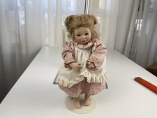 Helga Matejka Porzellan Puppe 29 cm - Zustand siehe Fotos 