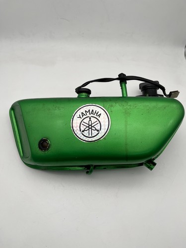 Yamaha rd250 öltank - Öltank, tank