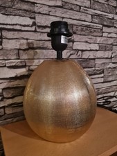 Tischlampe, Lampenfuß