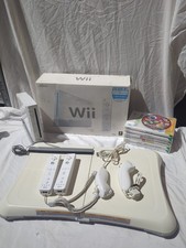 Nintendo Wii Boxed Komplett Konsole Bundle mit Wii Fit Balance Board + 7 Spiele