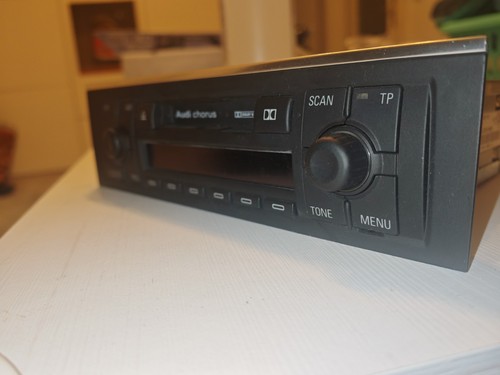 Audi radio kasette - 8e,