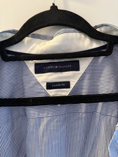 Tommy Hilfiger Hemd Custom Fit XL–XXL – gestreift mit Stickerei