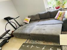 eckgarnitur mit Schlaffunktion und Stauraum