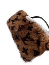 Louis Vuitton Milla Pochette