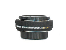 Sigma APO Tele Converter 1.4x