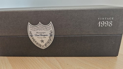 Champagner dom pérignon - dom,