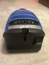 Miele S8  Parkett & Co 2200 W