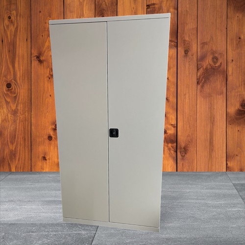 Magazinschrank für
