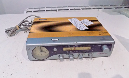 Roberts cr2001 radiowecker - roberts,