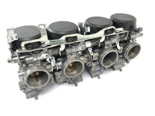 Honda CBR 900 RR SC28 [1994] - Vergaser Vergasereinheit muss ünerholt werden