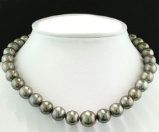 Tahitiperlenkette silbergrau 9,0 - 11,5 mm Top Lüster AA  Wert 7.000 Euro