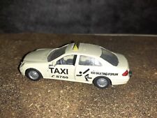 gebraucht! Siku 1363 Mercedes-Benz E500 "Taxi - Bowling Center" ellelfenbein - 