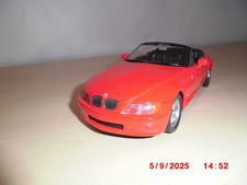 BMW Z 3Maßstab 1:24 in Viktoriarot Vitrinenmodell von Welly unbespielt