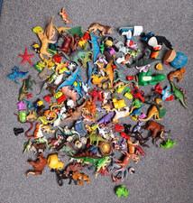 Konvolut Spielfiguren Pferde, Schlangen, Frösche - gebraucht -