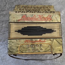 Kleines Akkordeon von Meinel