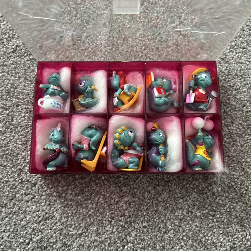 Sammlung figuren dinos - Ü,