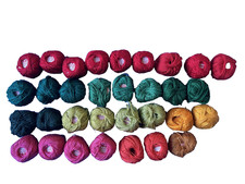 Konvolut 32x Stickgarn