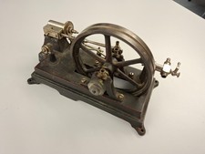 Dampfmaschine Aggregat Zylinder Schwungrad Gusssockel uralt