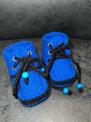Selbstgestrickte babyschuhe - selbstgestrickte,