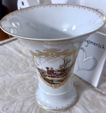 Große reich vergoldete