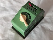 Aus einer Auflösung: toller Fleischmann Farhgerät Trafo Nr. 514