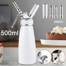 Sahnespender mit 3 Düsen