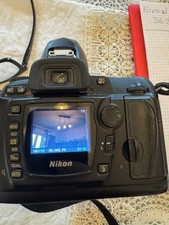 Nikon D70S Digitale Spiegelreflexkamera + 18-70mm + 2 Akkus + Ladegerät