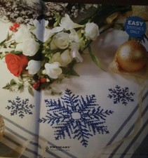 Stickvorlage, Kreuzstich, "  festliche Stickerei mit Sternen in blau-gold   "  