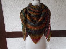 Schultertuch gehäkelt, Dreiecktuch, Stola, Schal Handarbeit  Herbstfarben