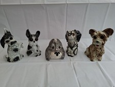 Hundefamilie Porzelan