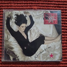  Siouxsie & The Banshees