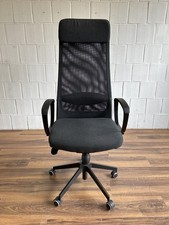 IKEA Markus moderner Bürodrehstuhl schwarz Netzrücken Armlehnen