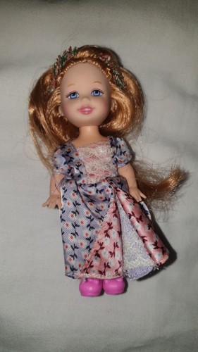 Kelly puppe aus barbie - puppe,
