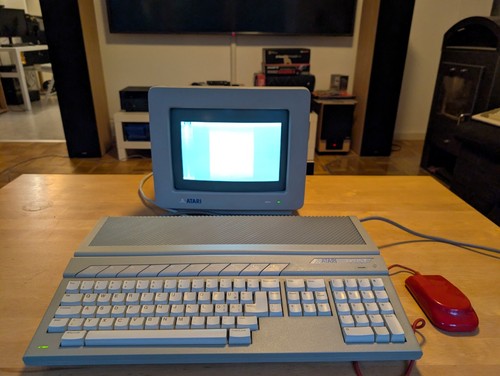 Atari 1040 stfm mit sm124 - atari,