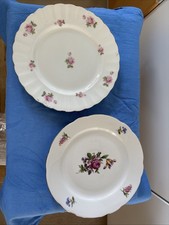 2 Kuchenteller Blumenmuster, Beide 19 cm Durchmesser