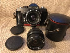 PRAKTICA LLC Kamera mit Pancolar 1,8/50 és Pentacon 3,5/30