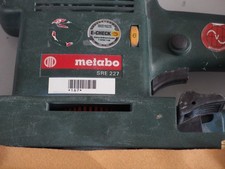 Metabo Schwingschleifer SRE 227 – mit Geschwindigkeitsregelung und Metallkoffer