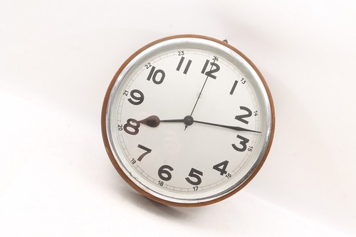 Alte wanduhr mit - alte,