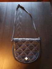 Schwarze Handtasche – Lackleder Optik, guter Zustand