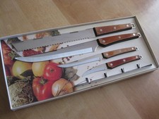 AMC Messerset 5-teilig, 4 Messer und eine Hängeleiste in Originalverpackung