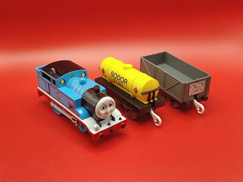 Tomy trackmaster thomas white - tomy,