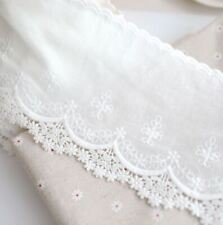 TRAUMHAFTE BESTICKTE